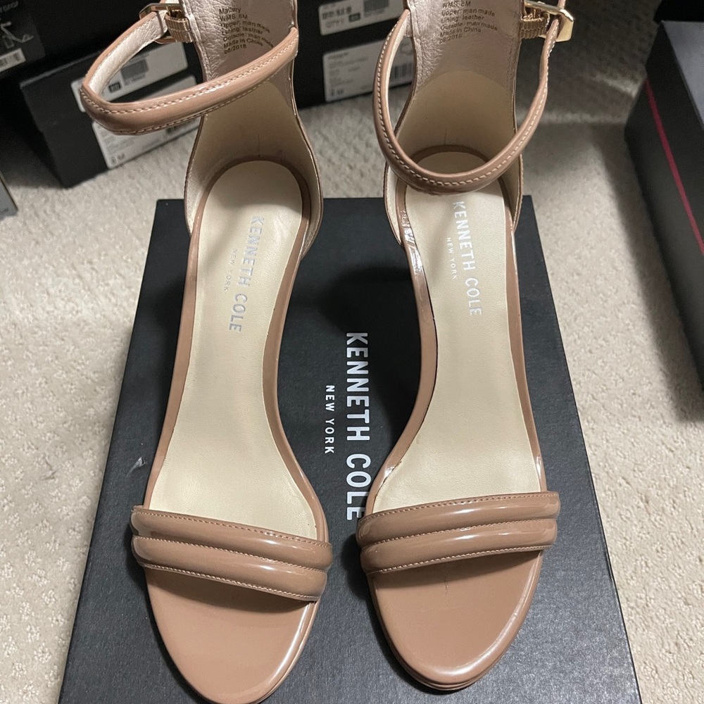 Kenneth Cole Mallory Heels
